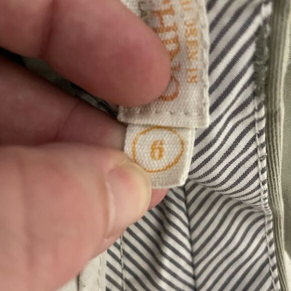 J. Crew Weathered Chino Shorts Olive Green Size 6 - Picture 5 of 7